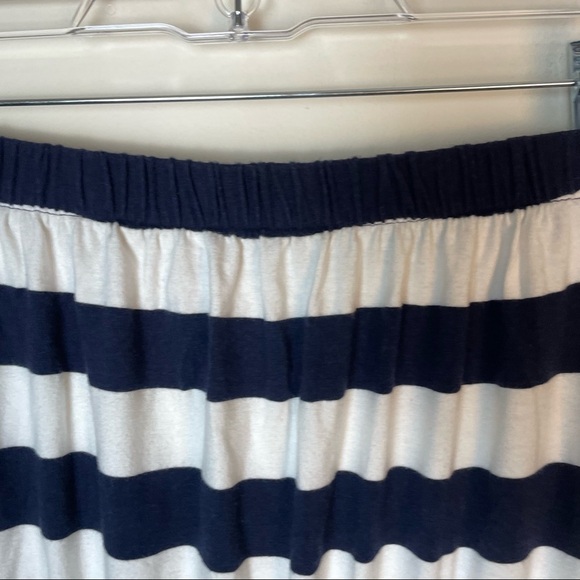 Old Navy Blue And White Striped Strapless Maxi Dress Size S - Picture 6 of 9
